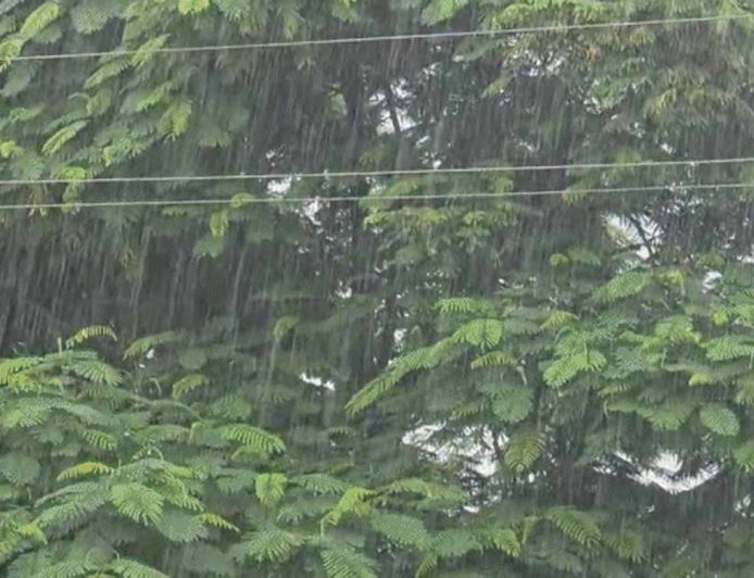 राजस्थान में मौसम का दोहरा असर: गर्मी के बीच आंधी-बारिश से जनजीवन प्रभावित