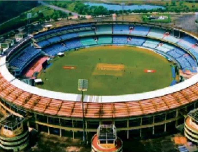 RCB vs KKR मैच के टिकट आज से उपलब्ध, शहीद वीर नारायण स्टेडियम में होगा मुकाबला