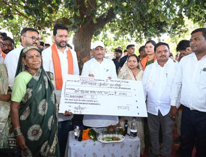 सुशासन तिहार: चौपाल में मिली राहत, सरलाबाई मरावी की समस्या का मुख्यमंत्री ने किया त्वरित समाधान