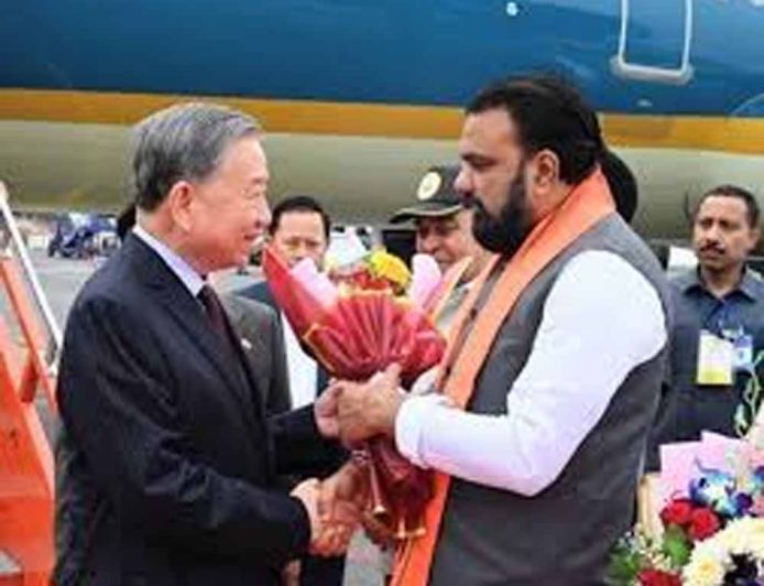 वियतनाम के राष्ट्रपति तो लाम का भारत दौरा: गया पहुंचकर बोधगया में महाबोधि मंदिर के किए दर्शन