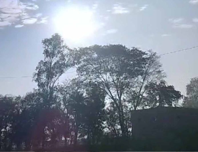 छत्तीसगढ़ में मौसम का अलर्ट: गरज-चमक के साथ बारिश, 50 KM/H की रफ्तार से चलेंगी हवाएं