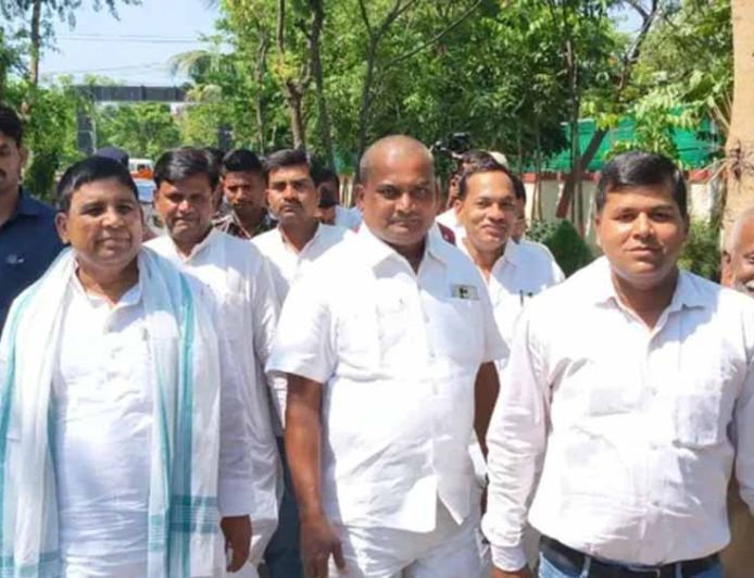 बिहार में परिवहन विभाग बनेगा रोजगार का बड़ा साधन, मुख्य सड़कों पर लगेंगे चार्जिंग स्टेशन