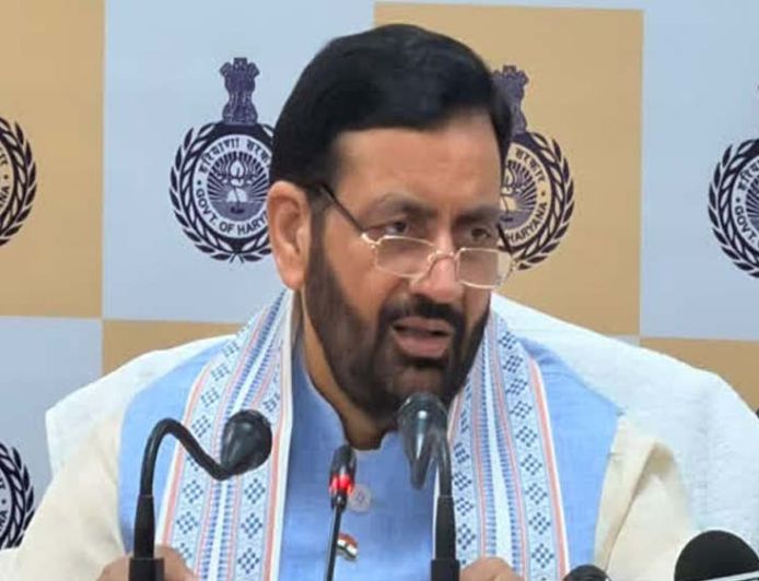CM नायब सैनी का बड़ा फैसला: अब छोटा होगा काफिला, हफ्ते में एक दिन बिना गाड़ियों के करेंगे काम