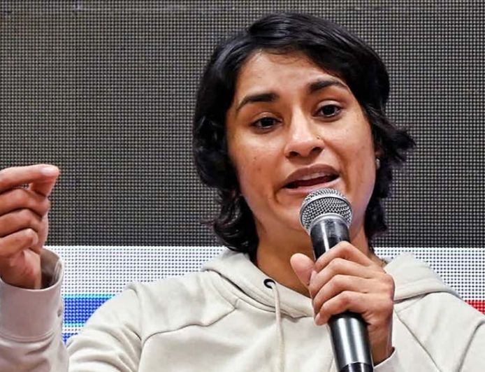 ‘मां बनना गुनाह नहीं’, विनेश मामले में WFI पर सख्त हुआ दिल्ली हाई कोर्ट‘मां बनना गुनाह नहीं’, विनेश मामले में WFI पर सख्त हुआ दिल्ली हाई कोर्ट