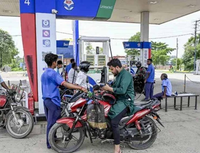 रांची में फिर बढ़े पेट्रोल-डीजल के दाम, चार दिनों में दूसरी बार झटका