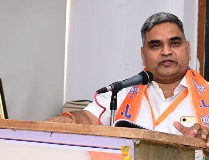 राजस्थान के मंत्री पर FIR दर्ज, थाने से बुलाकर पुलिसकर्मियों को धमकाने का आरोप