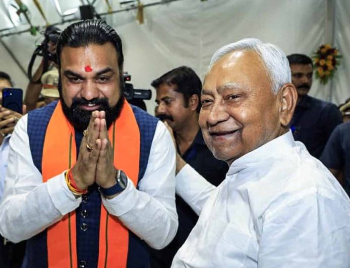बिहार की राजनीति में फिर हलचल?, सम्राट चौधरी के बढ़ते असर पर नीतीश कुमार की पैनी नजर