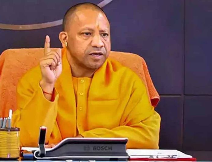 माफिया अब खुली जीप में पिस्टल लहराते हुए किसी हिंदू को धमका नहीं सकताः मुख्यमंत्री