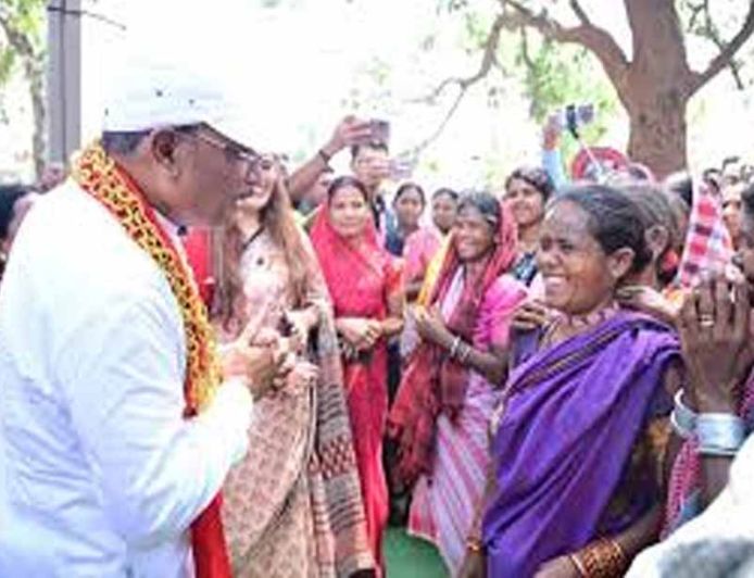 सुशासन तिहार बना लोगों की राहत का जरिया, घर के पास ही सुलझ रहीं समस्याएं