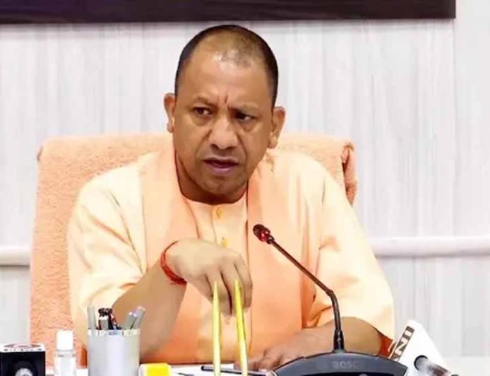 यूपी में बड़े पैमाने पर प्रशासनिक फेरबदल, 28 ARTO समेत कई विभागों के अधिकारियों के तबादले
