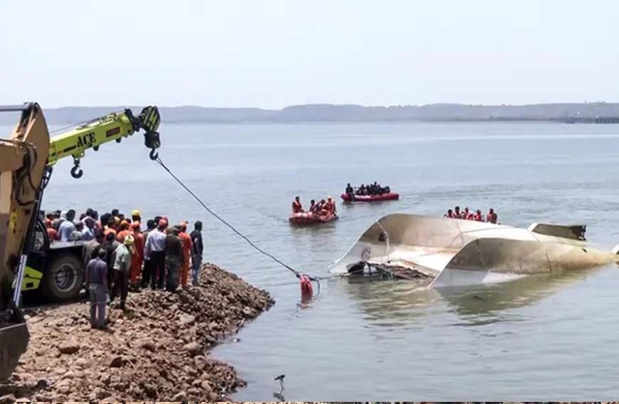 जबलपुर क्रूज हादसे का नया वीडियो: डूबने से पहले बांटे गए लाइफ जैकेट्स