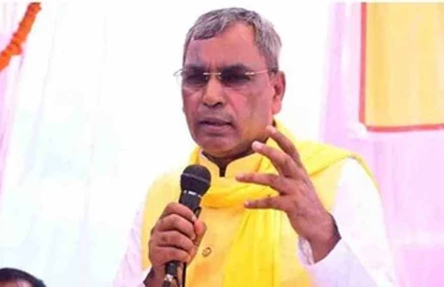 महंगाई पर ओम प्रकाश राजभर का बयान वायरल! बोले- हर गांव में बढ़ीं गाड़ियां, सोशल मीडिया पर मचा बवाल
