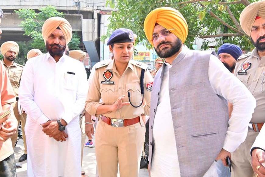 कैबिनेट मंत्री तरुणप्रीत सिंह सोंद ने खन्ना के ढाबे पर फायरिंग का लिया जायजा