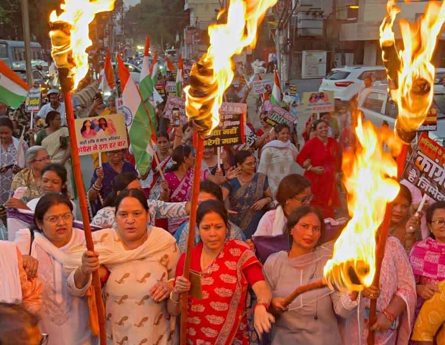 नारी शक्ति वंदन कानून पर झारखंड में सियासी घमासान, विशेष सत्र की मांग तेज