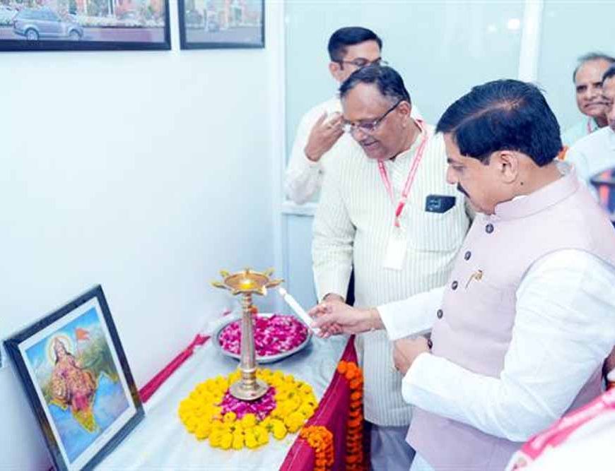 मुख्यमंत्री डॉ. यादव ने आरोग्य धाम ओपीडी का किया अवलोकन