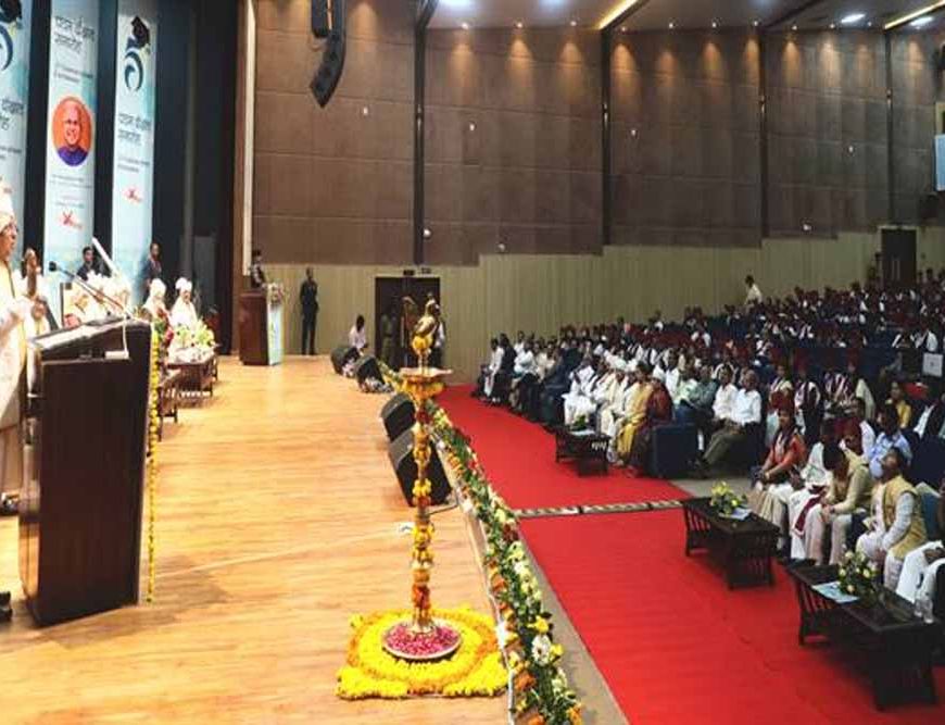 समाज सेवा में ही जीवन की सार्थकता : राज्यपाल  पटेल