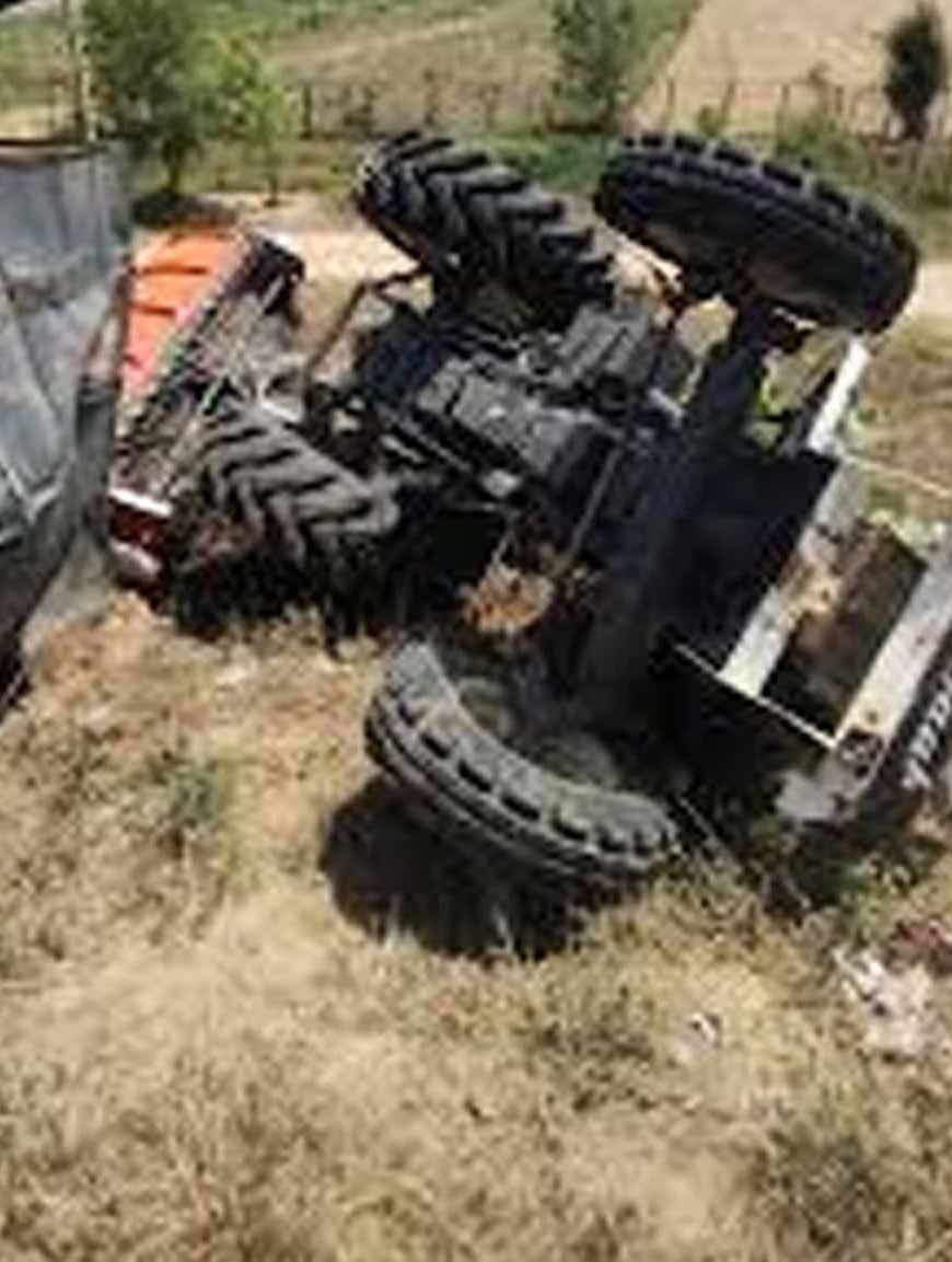 गोसलपुर हाईवे पर भीषण टक्कर: ट्रैक्टर-बस भिड़ंत में 39 लोग घायल