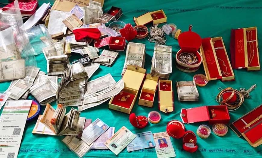 बंगाल: सरकारी अस्पताल के ऑपरेशन थिएटर से जब्त हुआ सोना और कैश