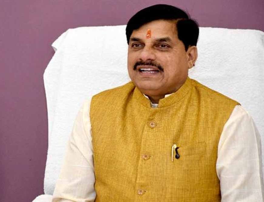 समाज के समृद्ध लोग सामूहिक विवाह सम्मेलनों में विवाह का करें ट्रेंड सेट : मुख्यमंत्री डॉ. यादव