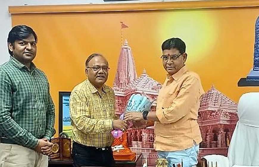 ​उच्च शिक्षा मंत्री से मिले कुलपति प्रो. दयाल, विश्वविद्यालय के गुणात्मक विकास और समस्याओं पर हुई चर्चा