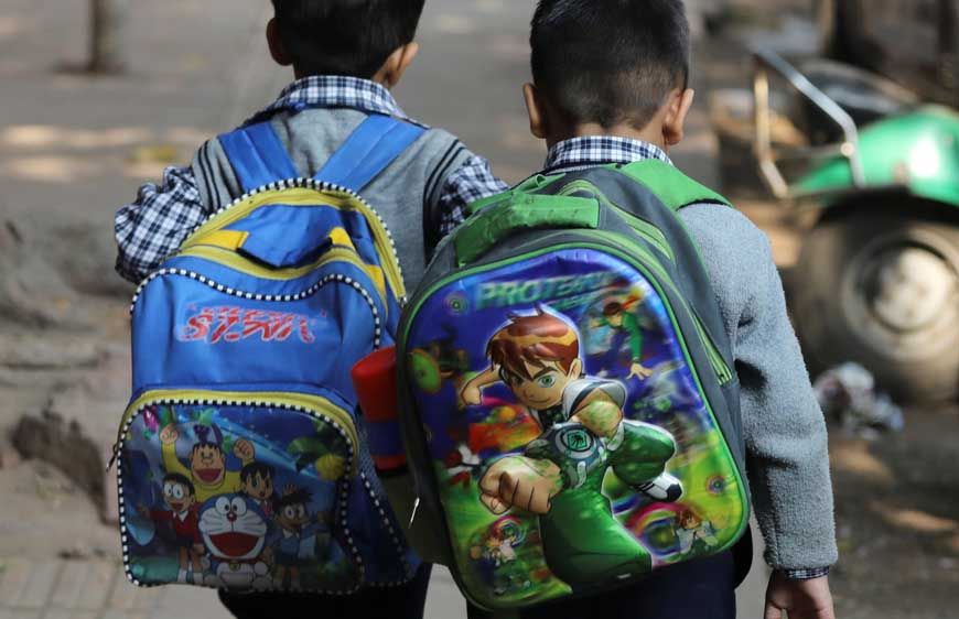 जबलपुर में स्कूल बैग के वजन पर सख्ती, DPI ने कलेक्टर-डीईओ को दिए सख्त निर्देश