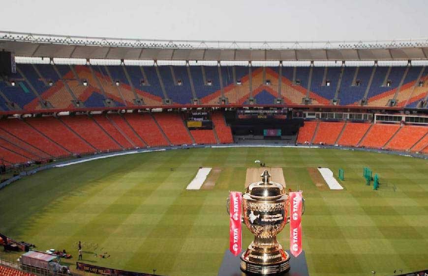 सरकार टॉपर छात्रों को दिखाएगी IPL मैच, जिला कलेक्टरों को भेजा गया लेटर; सीएम ने 1 लाख रुपये की घोषणा की थी