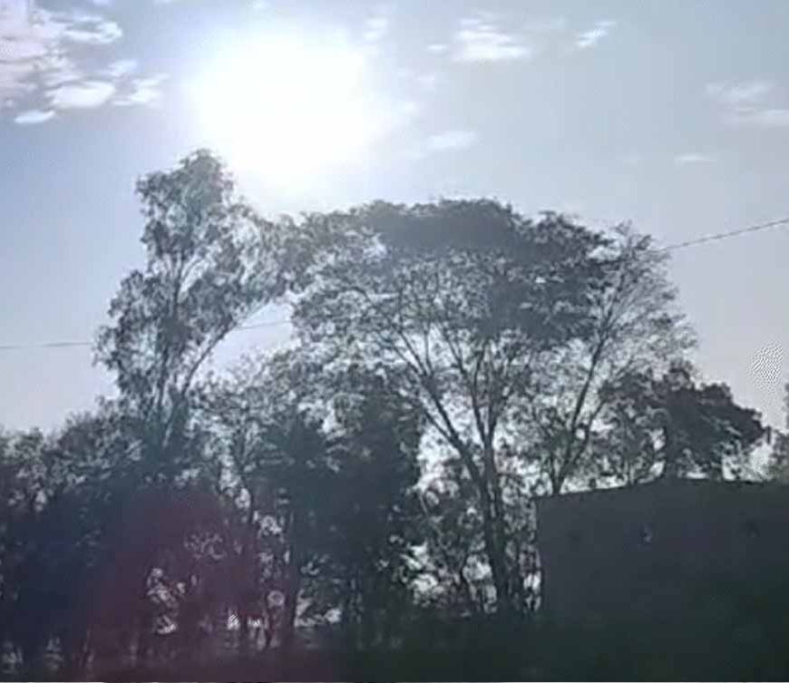 छत्तीसगढ़ में मौसम का अलर्ट: गरज-चमक के साथ बारिश, 50 KM/H की रफ्तार से चलेंगी हवाएं