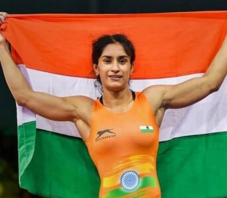 विनेश फोगाट पर WFI का बड़ा एक्शन, अनुशासनहीनता के आरोप में 26 जून तक अयोग्य घोषित