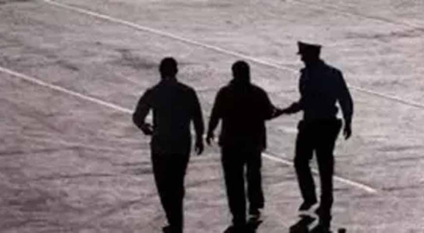 संयुक्त राज्य अमेरिका में बड़ा खुलासा: कनाडा में हथियार तस्करी के आरोप में पाकिस्तानी नागरिक समेत 3 गिरफ्तार