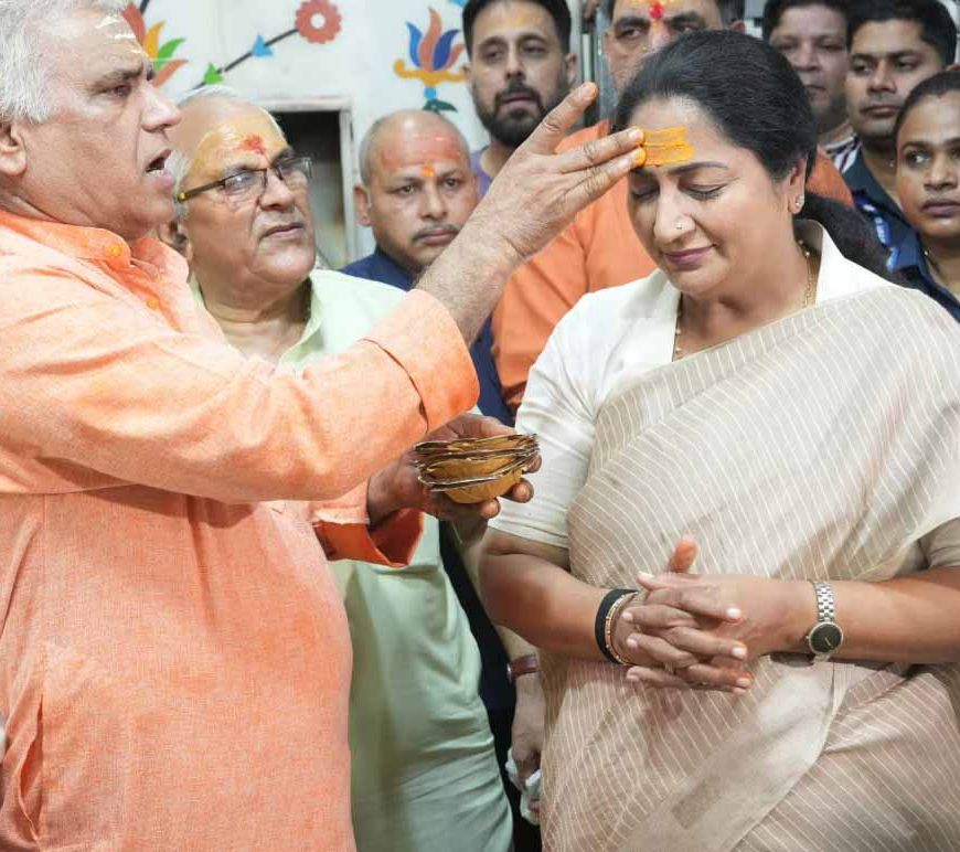 सोमनाथ मंदिर के 75 वर्ष पूरे होने पर देशभर में उत्सव, दिल्ली में रेखा गुप्ता ने किया जलाभिषेक