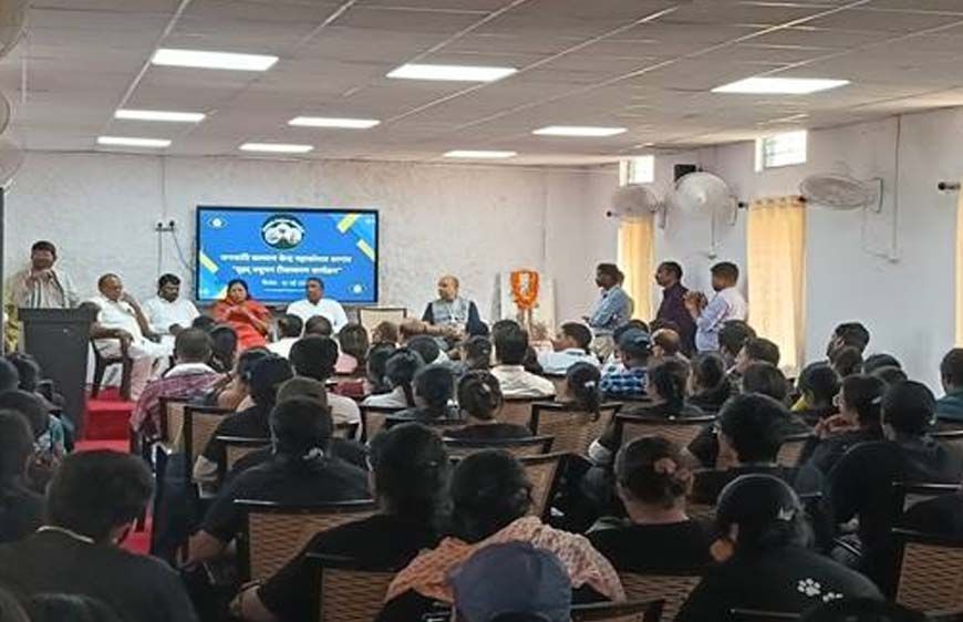 गांव-गांव में मुनादी कराकर ग्रामीणों को करें जागरूक, जिससे अधिक से अधिक पशुपालक अपने पशुओं का करा सकें टीकाकरण