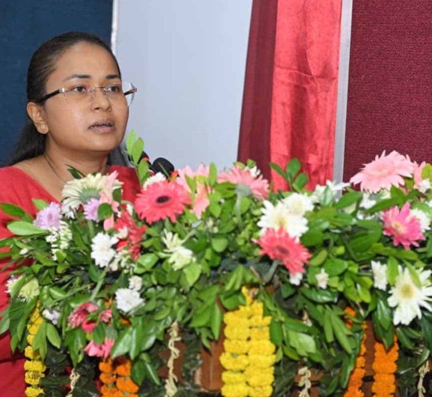 शिल्पी नेहा तिर्की का सख्त संदेश: किसानों के काम में लापरवाही बर्दाश्त नहीं