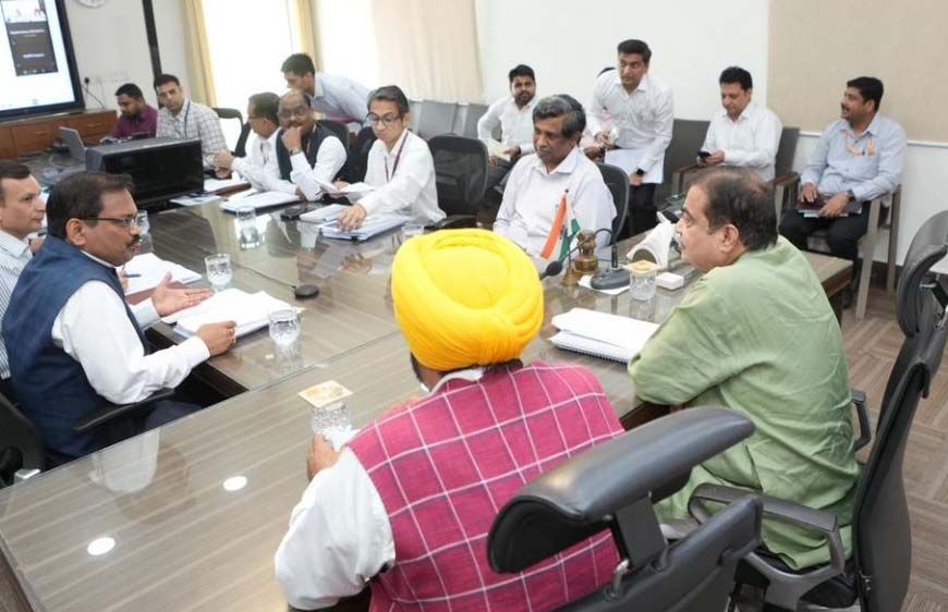 CM भगवंत मान ने दिल्ली में नितिन गडकरी से की मुलाकात, पंजाब के हाईवे प्रोजेक्ट्स पर हुई अहम चर्चा