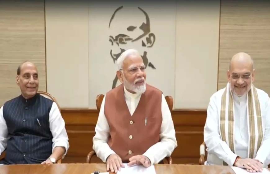 मोदी कैबिनेट का बड़ा ऐलान: पहली स्वदेशी सेमी हाई-स्पीड ट्रेन और किसानों को बढ़ी MSP की सौगात