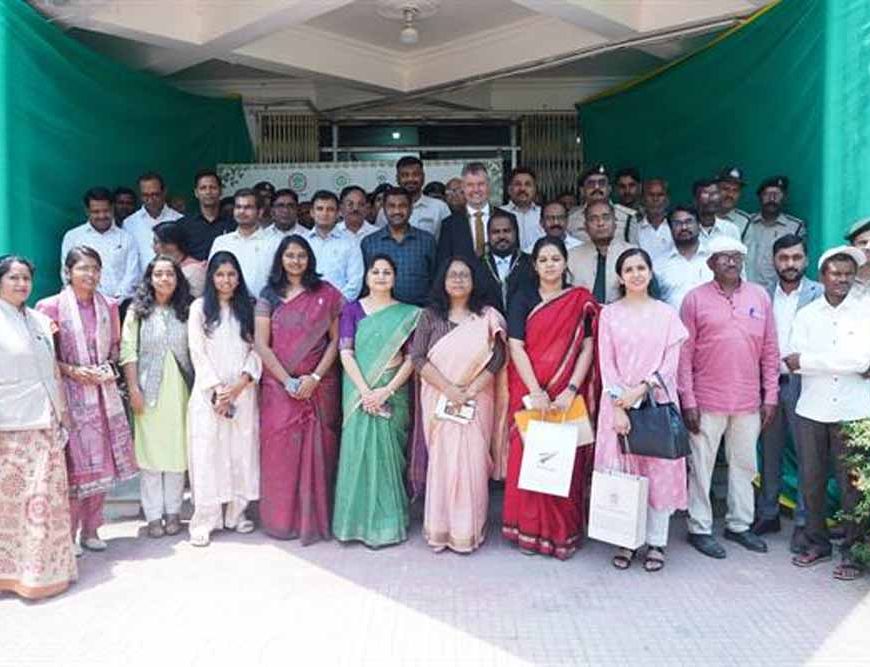 न्यूजीलैंड के विशेषज्ञों ने साझा की शहद प्रसंस्करण और विपणन की आधुनिक तकनीकें