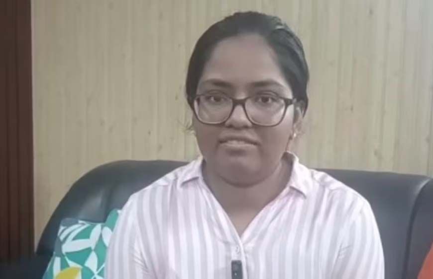 CBSE 12वीं में रांची की भव्या रंजन ने रचा इतिहास, 99.8% के साथ बनीं नेशनल टॉपर