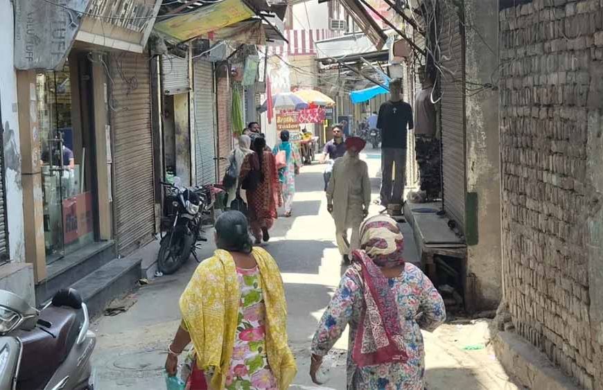 तरनतारन में सोना कारोबारी पर ED का शिकंजा, तीन ठिकानों पर ताबड़तोड़ छापेमारी