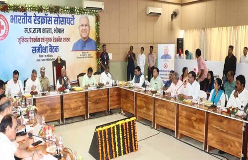 विद्यार्थियों को रेडक्रॉस के सिद्धांतों से करें संस्कारित: राज्यपाल पटेल