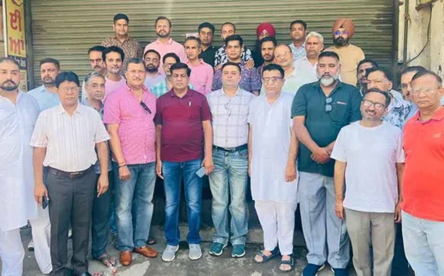 पंजाब में केमिस्टों की हड़ताल से दवा संकट, लुधियाना समेत अस्पतालों में बढ़ी मरीजों की भीड़
