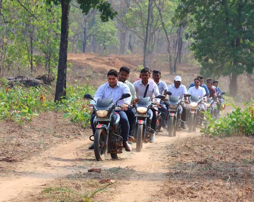 लाल आतंक से विकास की ओर बढ़ता दारेली