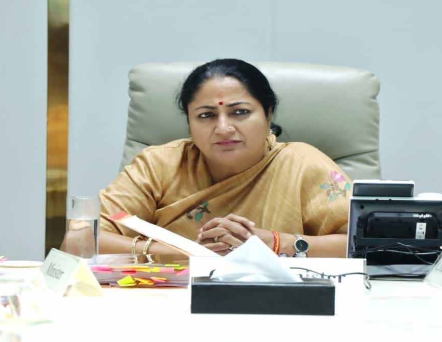 ईंधन बचाने के लिए दिल्ली सरकार का बड़ा कदम, निजी कंपनियों से भी WFH की अपील