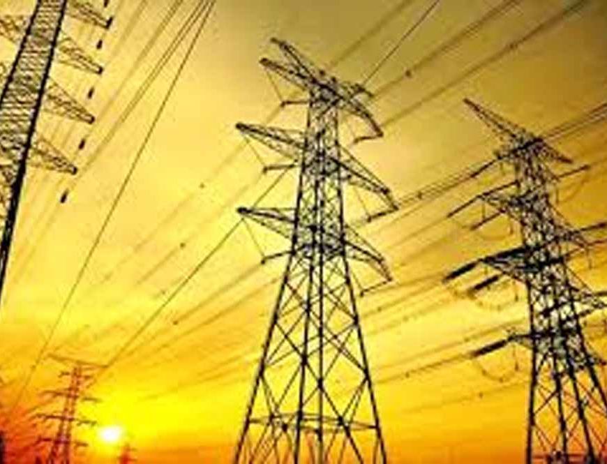 लखनऊ में बिजली संकट गहराया, 10 लाख लोग 15 दिन तक होंगे परेशान