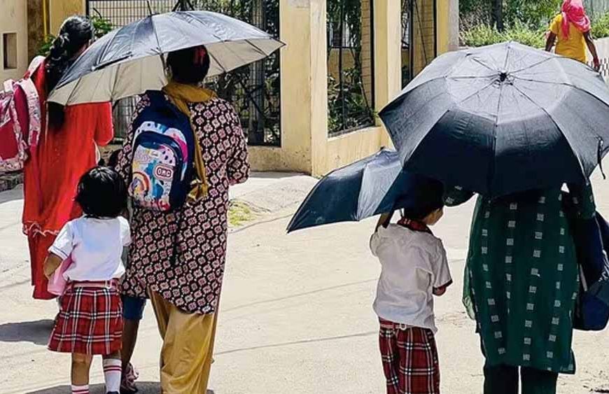 पंजाब में गर्मी का कहर, दिन के बाद अब रात में भी चल रहीं झुलसाने वाली हवाएं