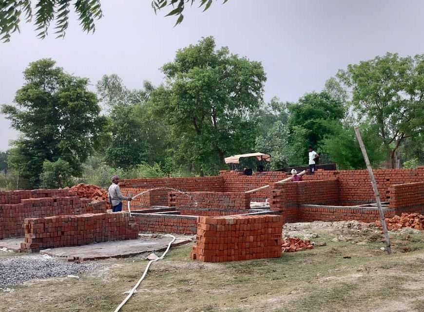 रांची में आंगनबाड़ी भवन निर्माण में लापरवाही पर बड़ा एक्शन, अंचल अधिकारियों को शोकॉज नोटिस
