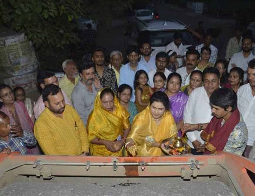 राज्यमंत्री  गौर ने किया 2 करोड़ 24 लाख के डामरीकरण कार्यों का भूमि पूजन