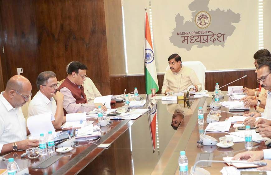 भोपाल और इंदौर-उज्जैन मेट्रोपॉलिटन क्षेत्र नई सड़कों से होगा समृद्ध : मुख्यमंत्री डॉ.यादव
