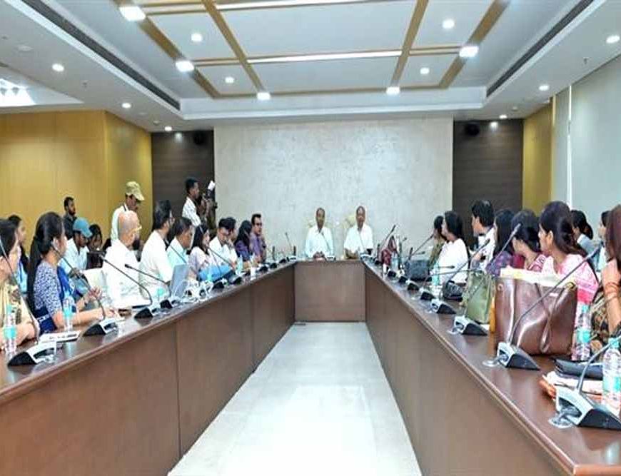 श्रम साथी बनकर विद्यार्थी दिलाएंगे उद्यमियों को स्टार रेटिंग