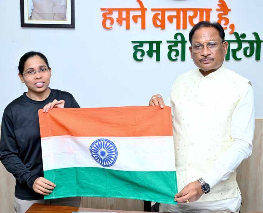 माउंट एवरेस्ट विजेता अमिता वास के स्वास्थ्य लाभ हेतु राज्य सरकार सजग : मुख्यमंत्री  विष्णु देव साय