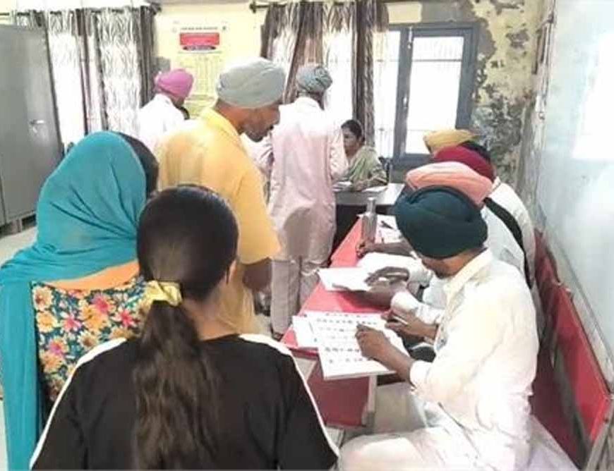 पंजाब निकाय चुनाव में 45.60% मतदान, 7555 उम्मीदवारों की किस्मत दांव पर