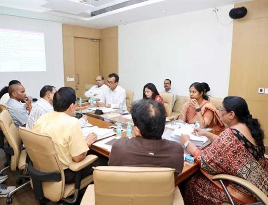 महिलाओं को रोजगार से जोड़ने के लिए बनेगा “रिसोर्स पूल” : मंत्री सुभूरिया